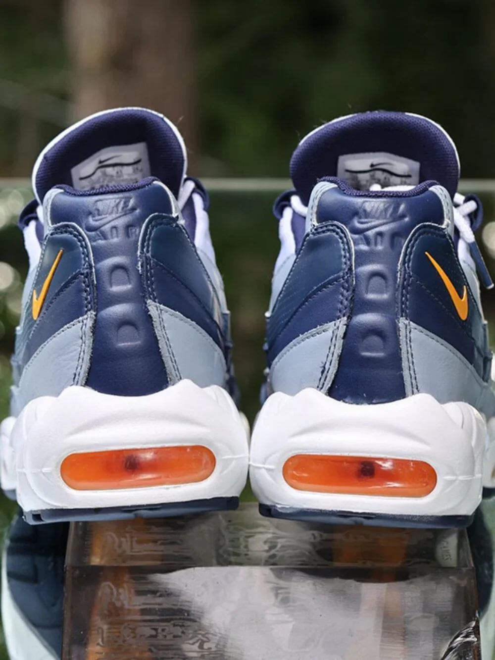 Nike Air Max 95 Midnight Navy Laser Orange